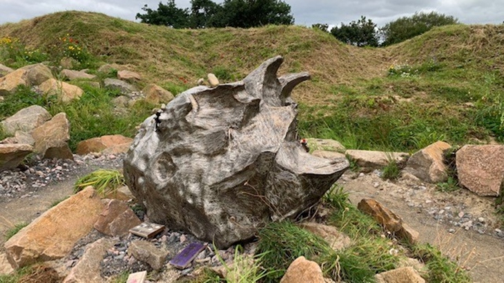 Sculpture commissioned for Arcadia Park depicting a meteorite which became home to a family of Orcadian Voles.