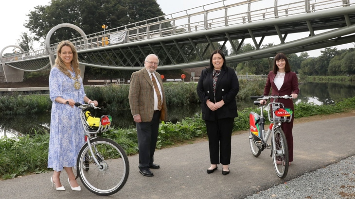 Four officials including Belfast Lord Mayor on left open new Lagan Gateway Bridge